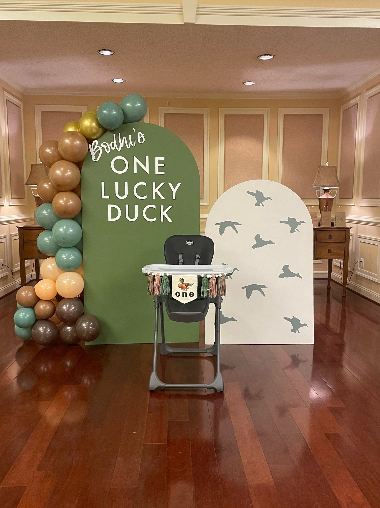 2 Panel Arch Backdrop Rental