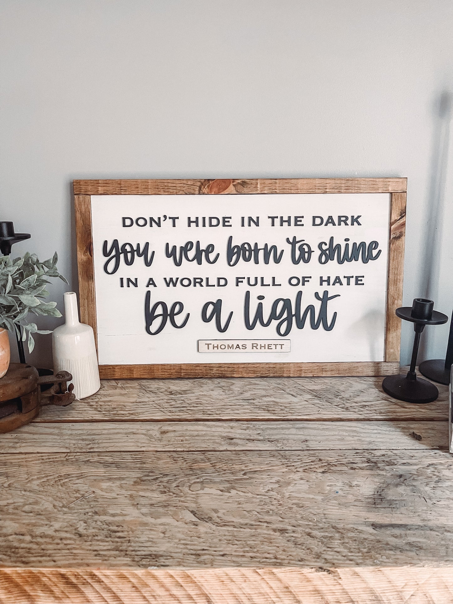 Be A Light Thomas Rhett lyrics